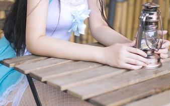 果团网 – 难以抗拒的高跟鞋：黄歆苑的偷偷私藏合集