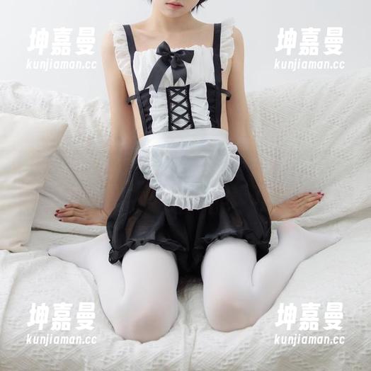 森萝财团 - 观摩卉子的《湿气很重的白色房间》，这袜子更抢镜了吧？