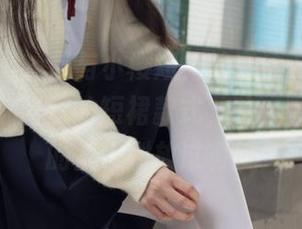 森萝财团 – 参与小樱短裙的高清下载，顺便标记你喜欢的短裙款式，咳，顺便旺旺的菜也别放过啊！