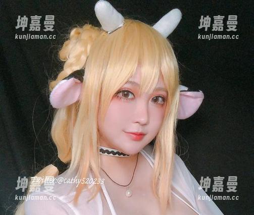 椒妮佐仁在线，原图看她是怎么化身奶牛的！