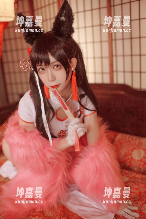 精选写真说职场：樱落酱w的职业装乱入趣事