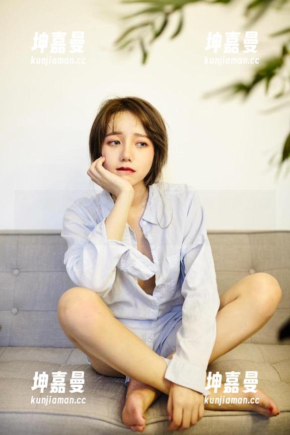 在线剖析：洛丽塔大哥的红色内衣是如何“掀起风波”的