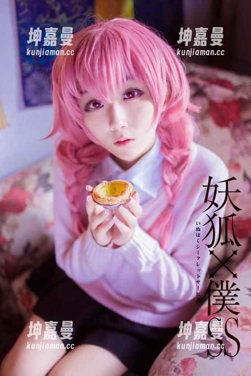 浅野菌子的海岛情缘：红色肚兜版“思密达”原图无下限，双人上演“超戏精”风波！