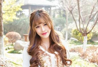 爱蜜社 – 小丽莎萌萌哒牛仔裤写真，免费打卡，适合懒人围观的必备现场！