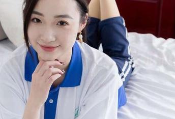 物恋传媒 – 又一波菜菜的温柔图包更新，轻扑而来的温柔如同那刚刚路过的小镇咖啡香…