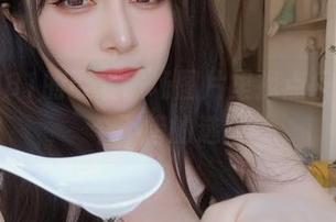 从白银81的可爱职场图片里找点乐子，是个不错的选择