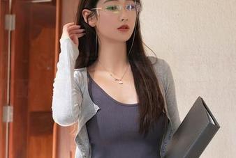 秀人网 – Sissi诗诗、高跟鞋与姿态的绝妙搭配，原图和套图只等你来打卡！