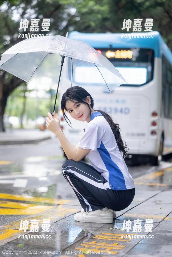 秀人网-summer宝宝 秀人网 - 沉迷summer宝宝短裙,高清版让你心怦怦——立即下载!