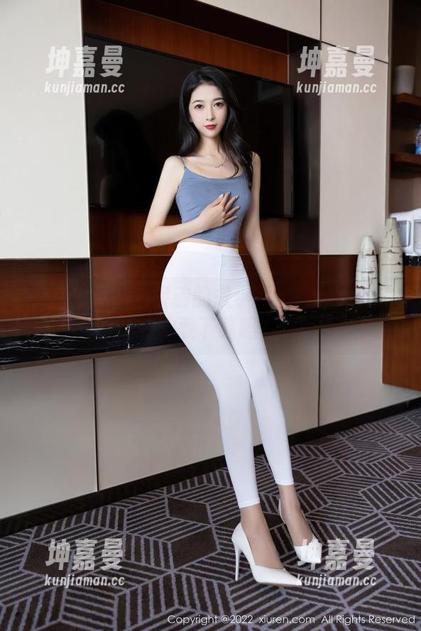 秀人网 - 直击灵魂的是小逗逗修女写真集–你敢下载吗？