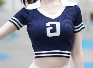 秀人网 – 私拍不清纯？绮梦Cherish的套图可是让你乐开怀！