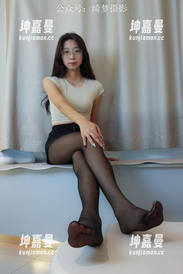 绮梦摄影-Aubrey 绮梦摄影 - Aubrey的高清写真集——无修与水印,我是多么想冬天裹着被子看这玩意儿啊!