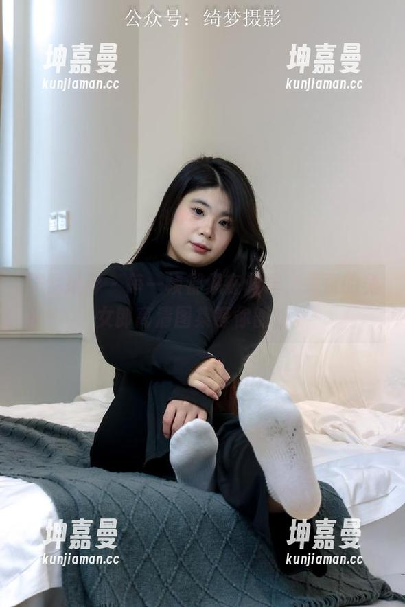 绮梦摄影 - 每一帧都像在调戏，章章的兔女郎高清图集等你剖析。