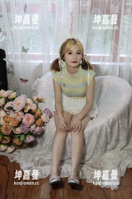 绮梦摄影 - 精选：连衣裙、蔡蔡，还有那个不小心被我瞄到的失落气息。