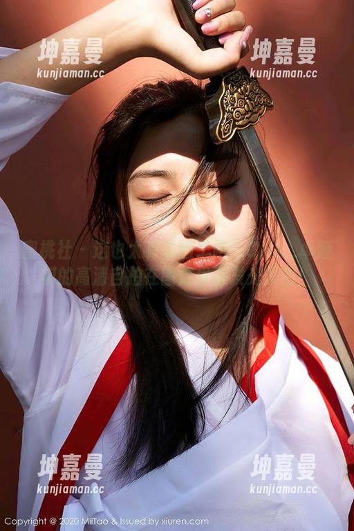 蜜桃社 - 这也太有氛围了吧？Cris_卓娅祺的高清自拍在图库里面发光发热！