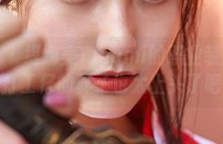 蜜桃社 – 缇娜美Tinami的职业装图包：这打工仔的样子也太上头了吧？