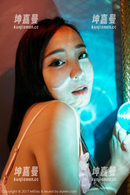 蜜桃社 - 无针无药，蜜蕊Mary护士写真，轻松治愈那颗‘单身’的心！