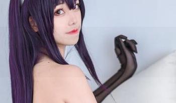 泳池日常，蜜汁猫裘的图包如出水芙蓉，太好看了！