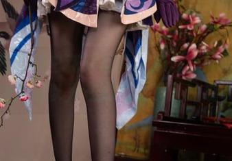 西尔酱的纯白花嫁写真，拖住我的眼球，真让人误以为在看仙女下凡的现场！