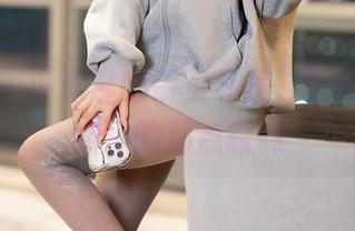 语画界 – 小沫琳的镂空私房，图片里隐隐约约的那点暧昧