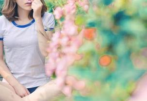 青豆客 – 不明所以的凝视，沛沛Eankei学姐图包，我突发奇想，她会不会教我画画？