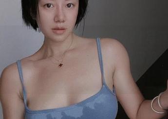 微密圈 – 说真的，鹿瑶的2021写真，一只手机就能装下的幕布，恨不得换个壁纸呢！
